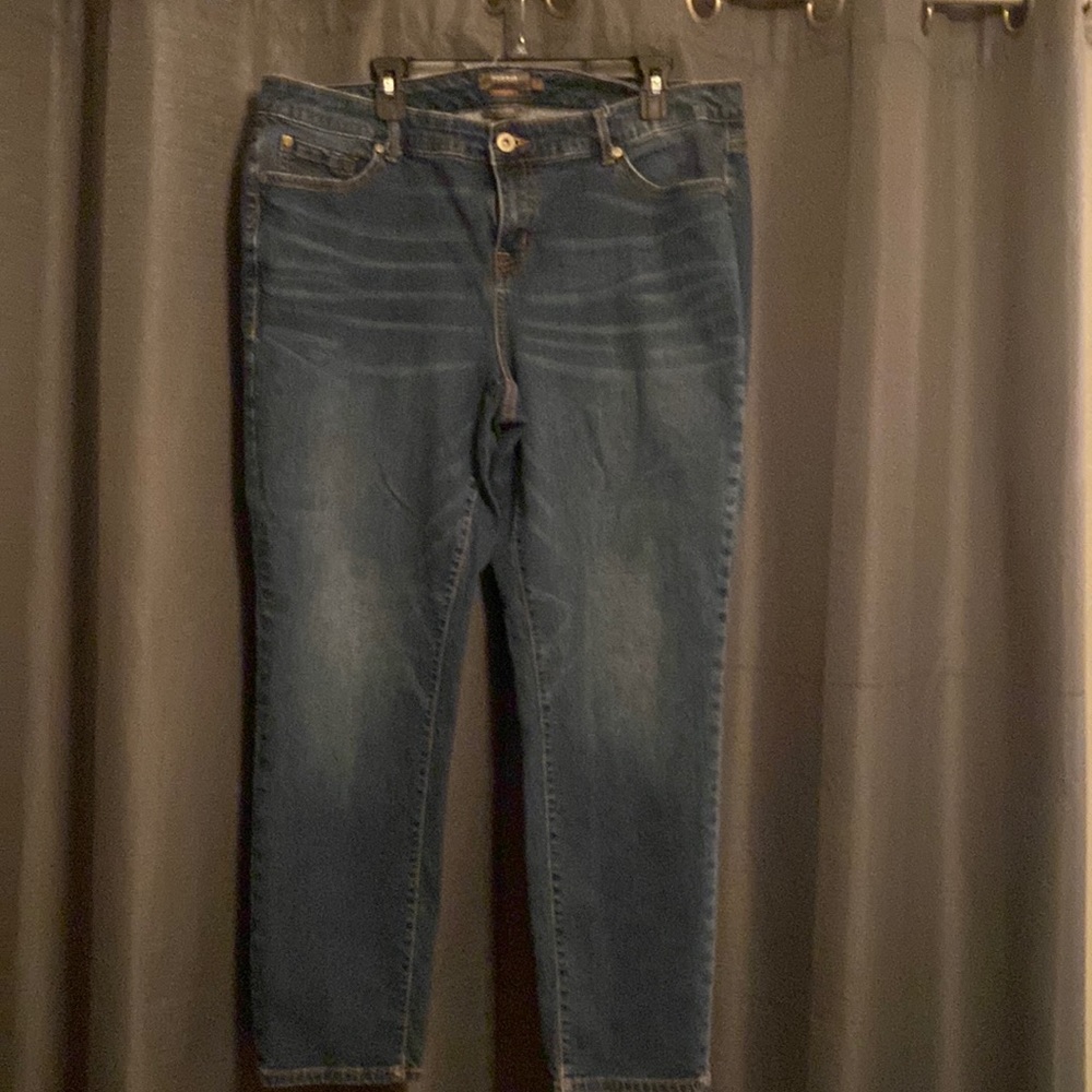 #26 torrid boyfriend straight leg